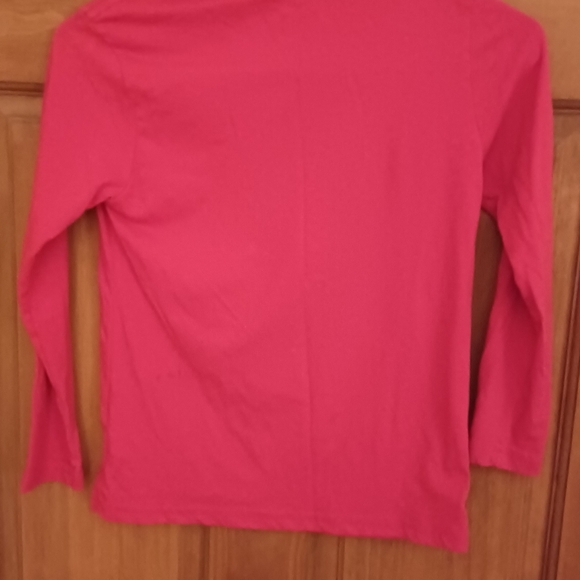 BOYS OR GIRLS LONG SLEEVE SHIRT. CHRISTMAS THEME!! - Picture 3 of 5